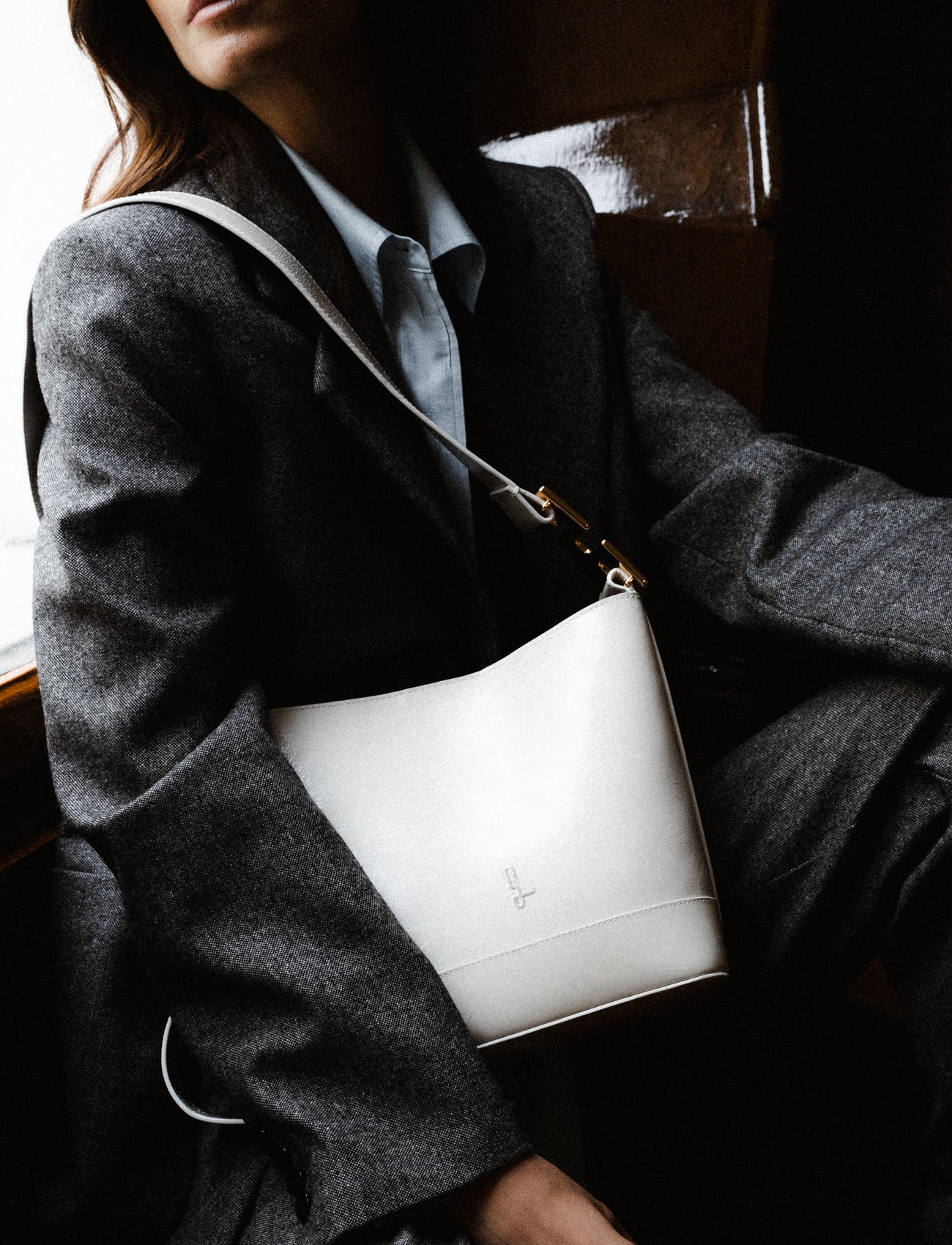 LE DAY DREAM : CUIR VERNI IVOIRE