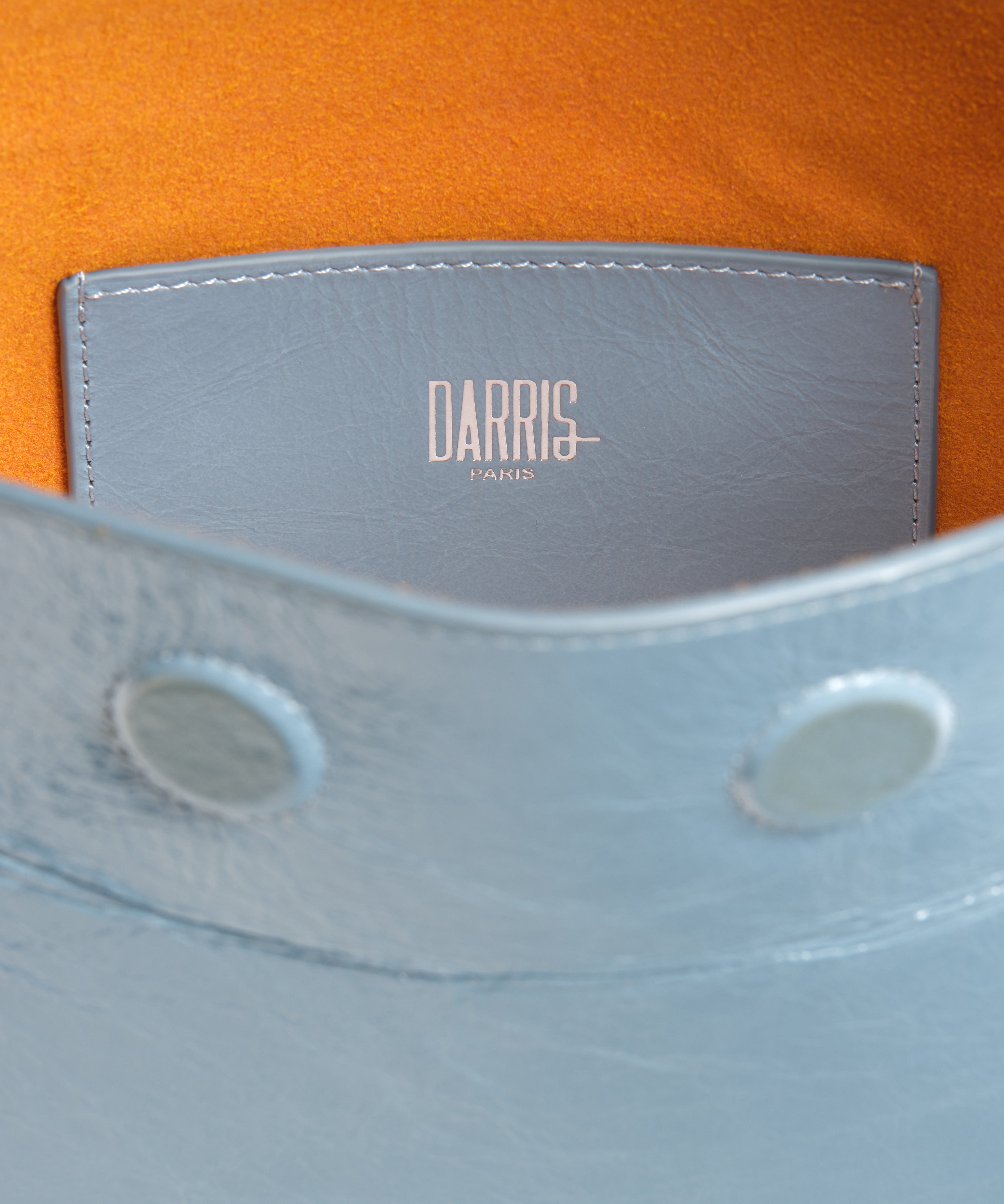 LE CITYLOVE : CUIR VERNI CIEL